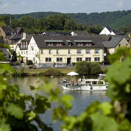 Winzerhotel und Restaurant zum Moselstrand Briedern Exterior foto